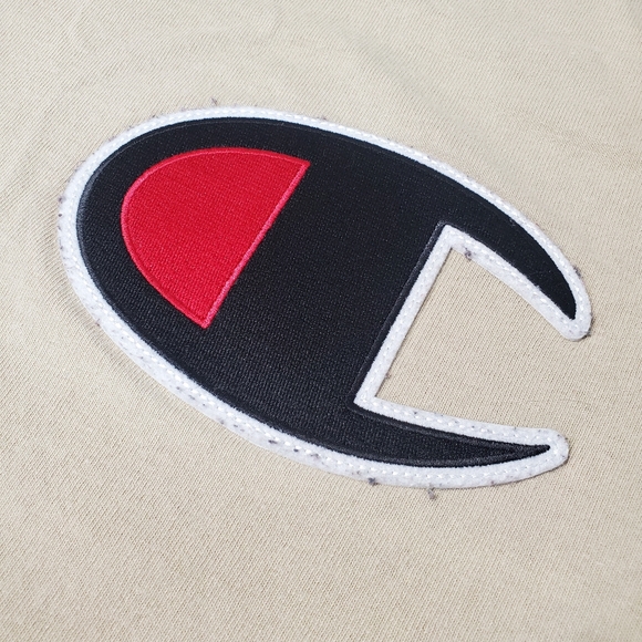 Champion Large Stitched Patch T-Shirt - Picture 4 of 6